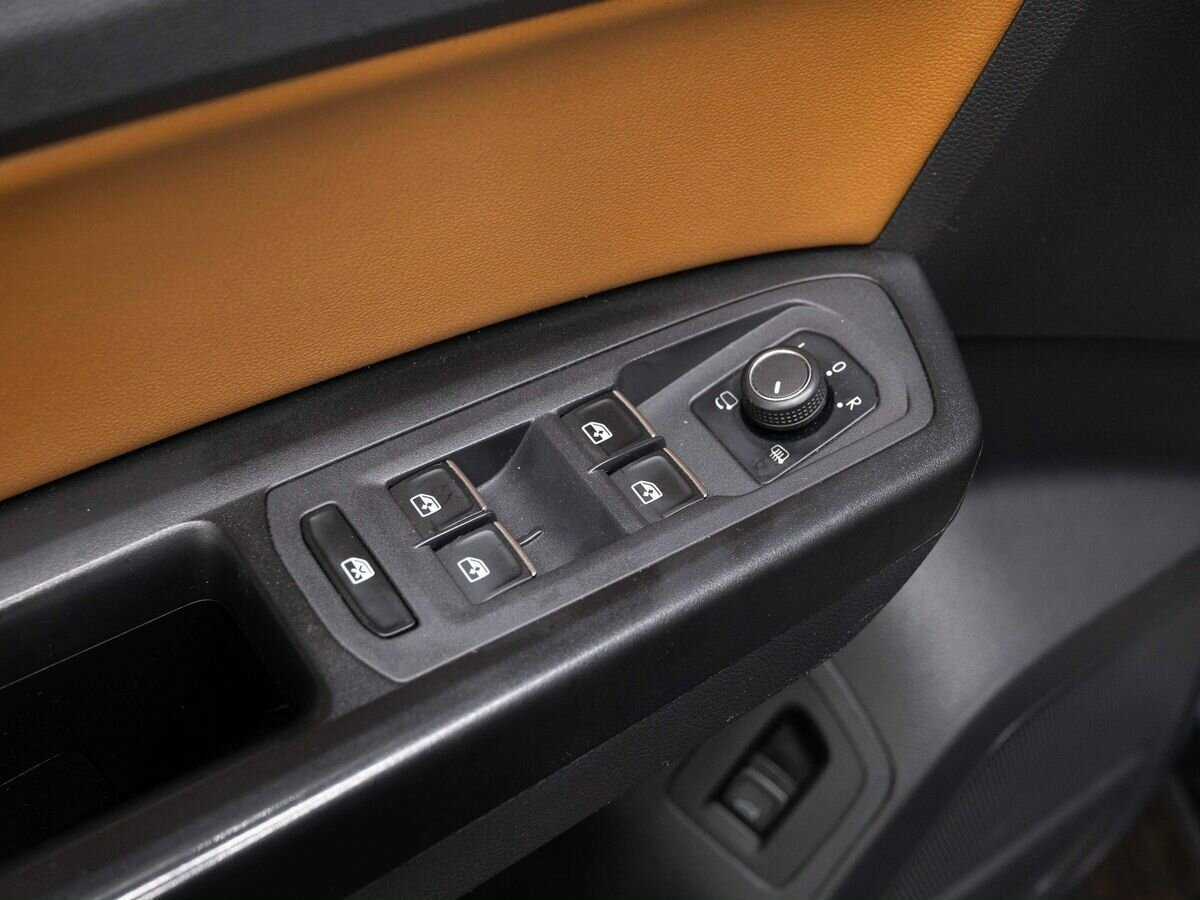 Volkswagen Teramont с пробегом — 2018 год. Фото: #16