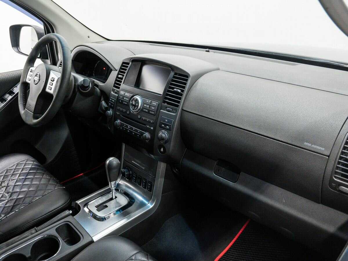 Nissan Pathfinder с пробегом — 2011 год. Фото: #7
