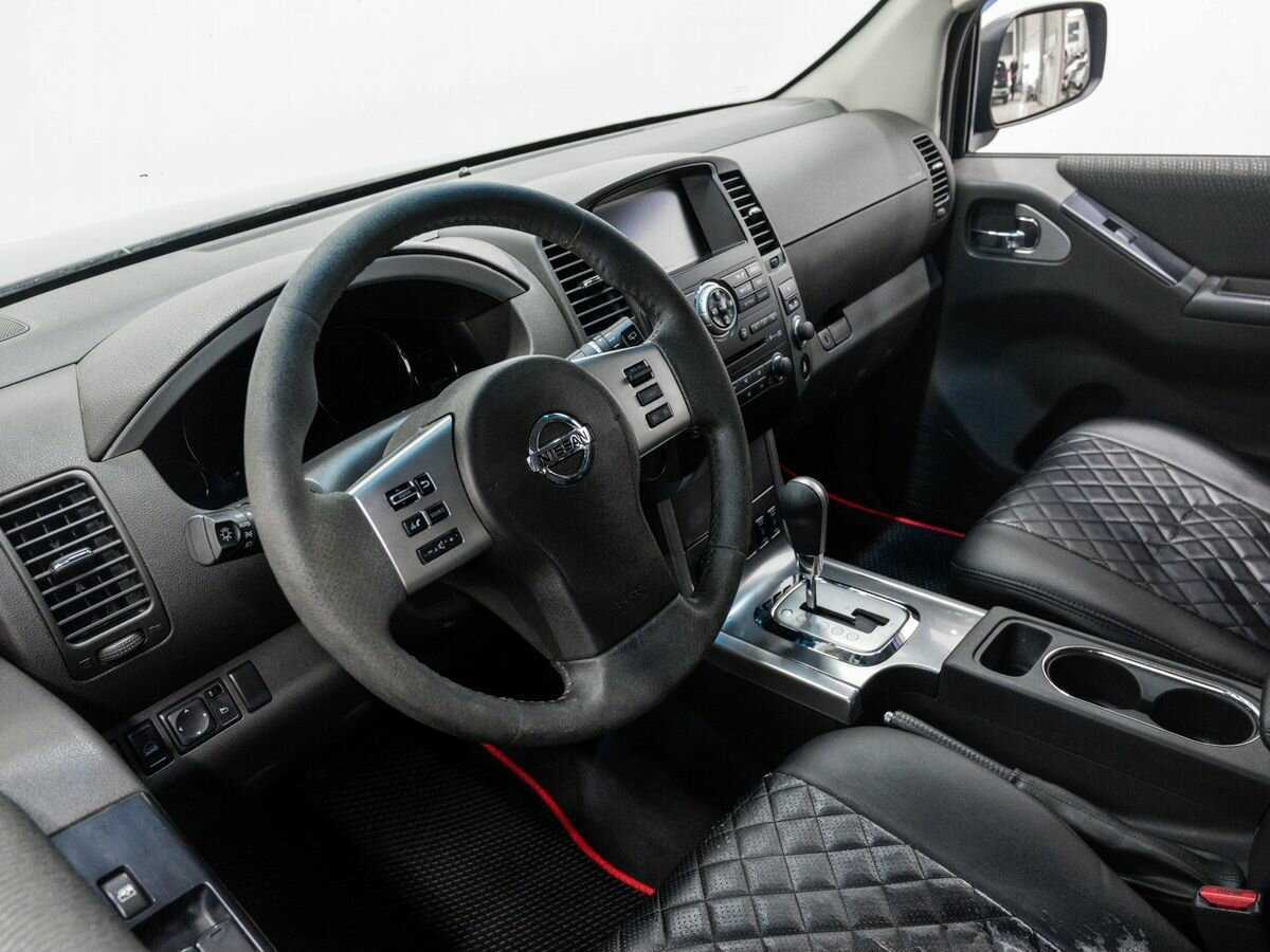 Nissan Pathfinder с пробегом — 2011 год. Фото: #10