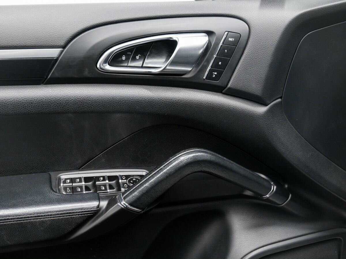 Porsche Cayenne с пробегом — 2013 год. Фото: #14