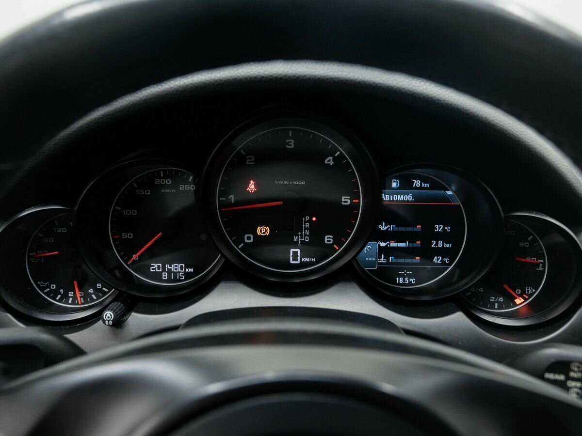 Porsche Cayenne с пробегом — 2013 год. Фото: #21