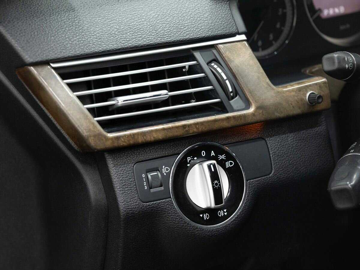 Mercedes-Benz E-Класс с пробегом — 2009 год. Фото: #18