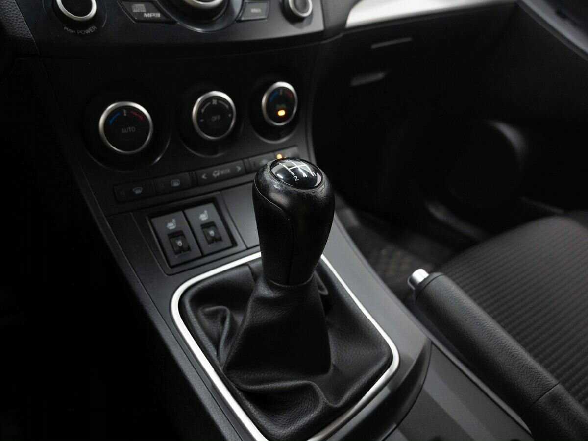 Mazda 3 с пробегом — 2012 год. Фото: #22