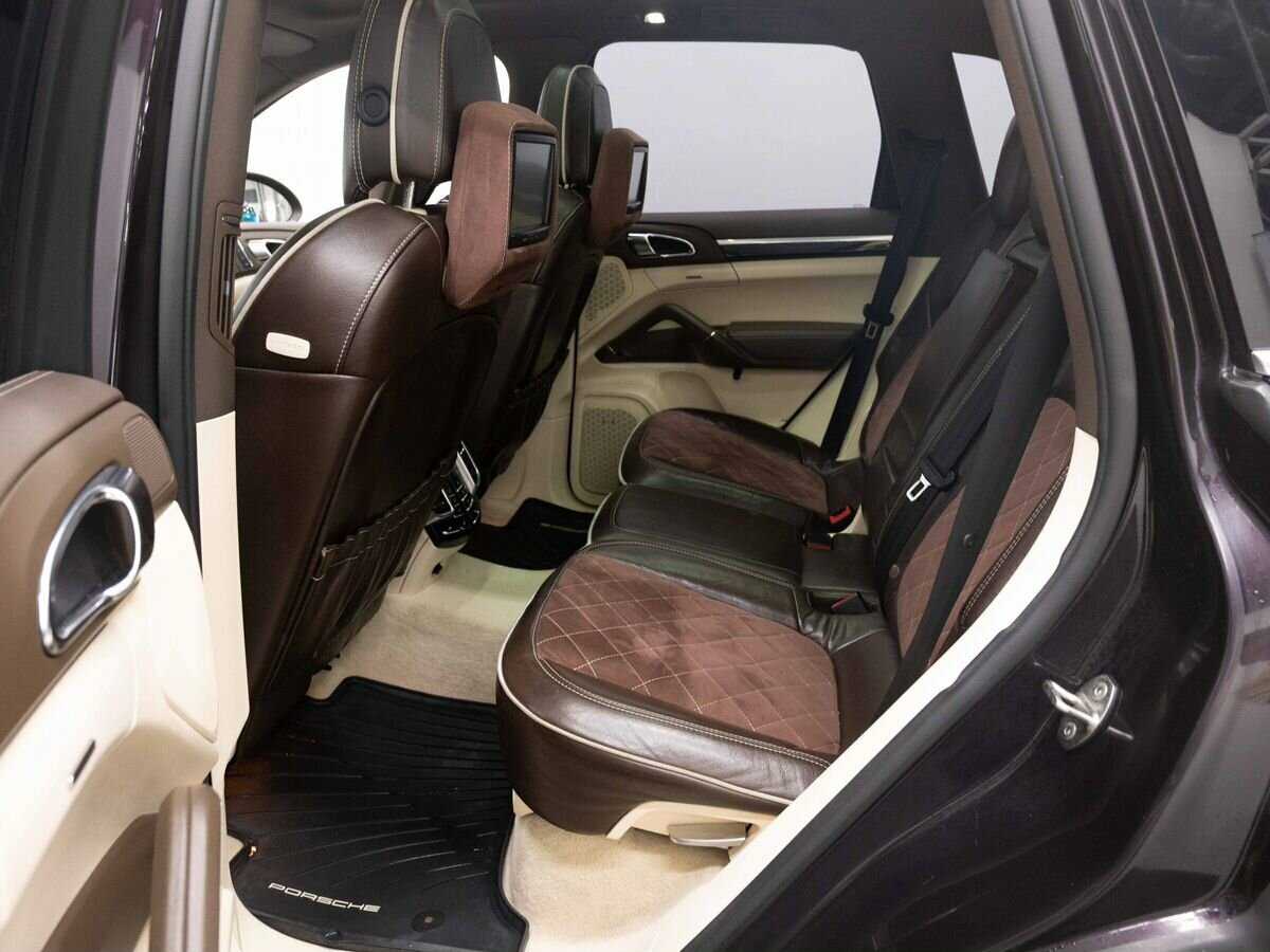 Porsche Cayenne с пробегом — 2011 год. Фото: #10