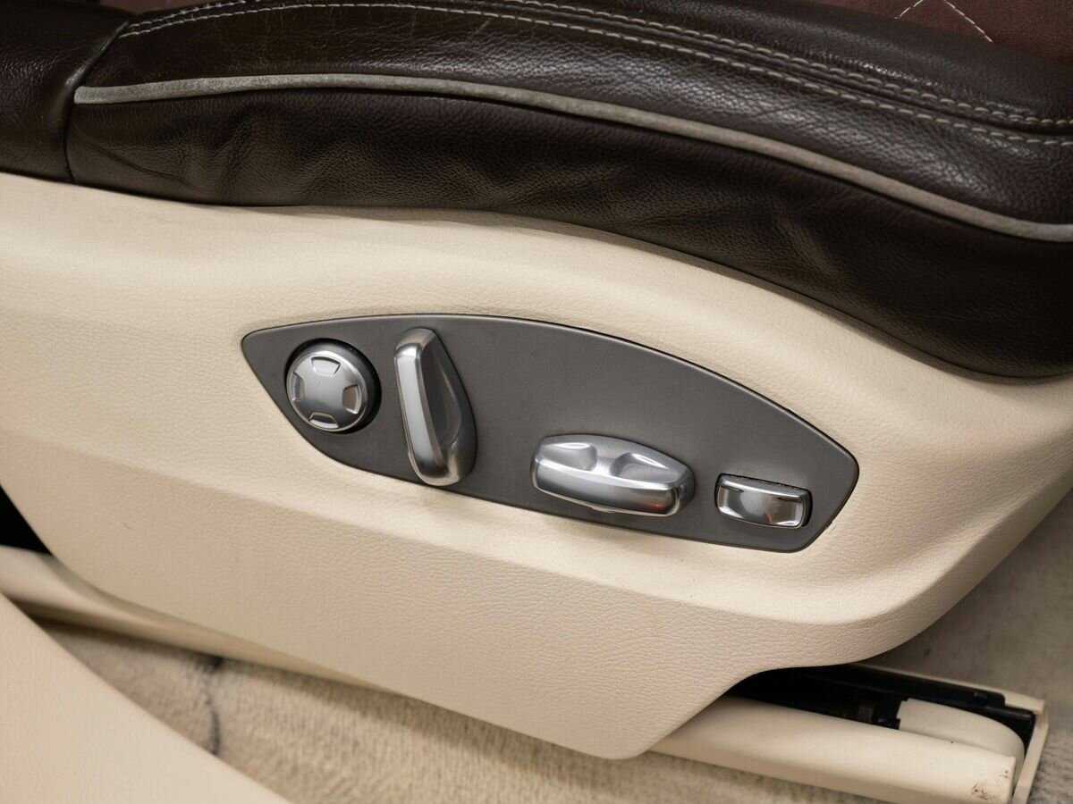 Porsche Cayenne с пробегом — 2011 год. Фото: #14