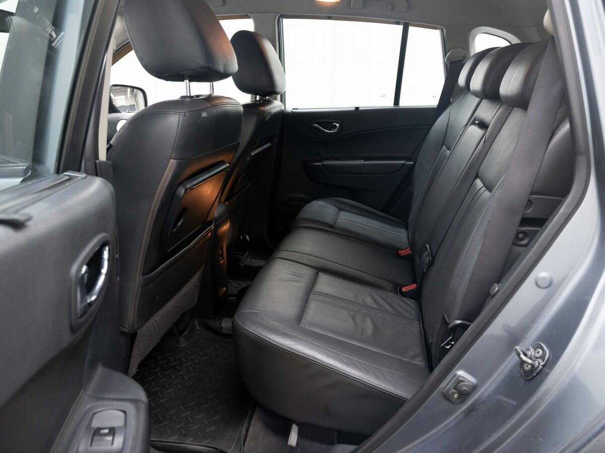 Renault Koleos с пробегом — 2008 год. Фото: #9