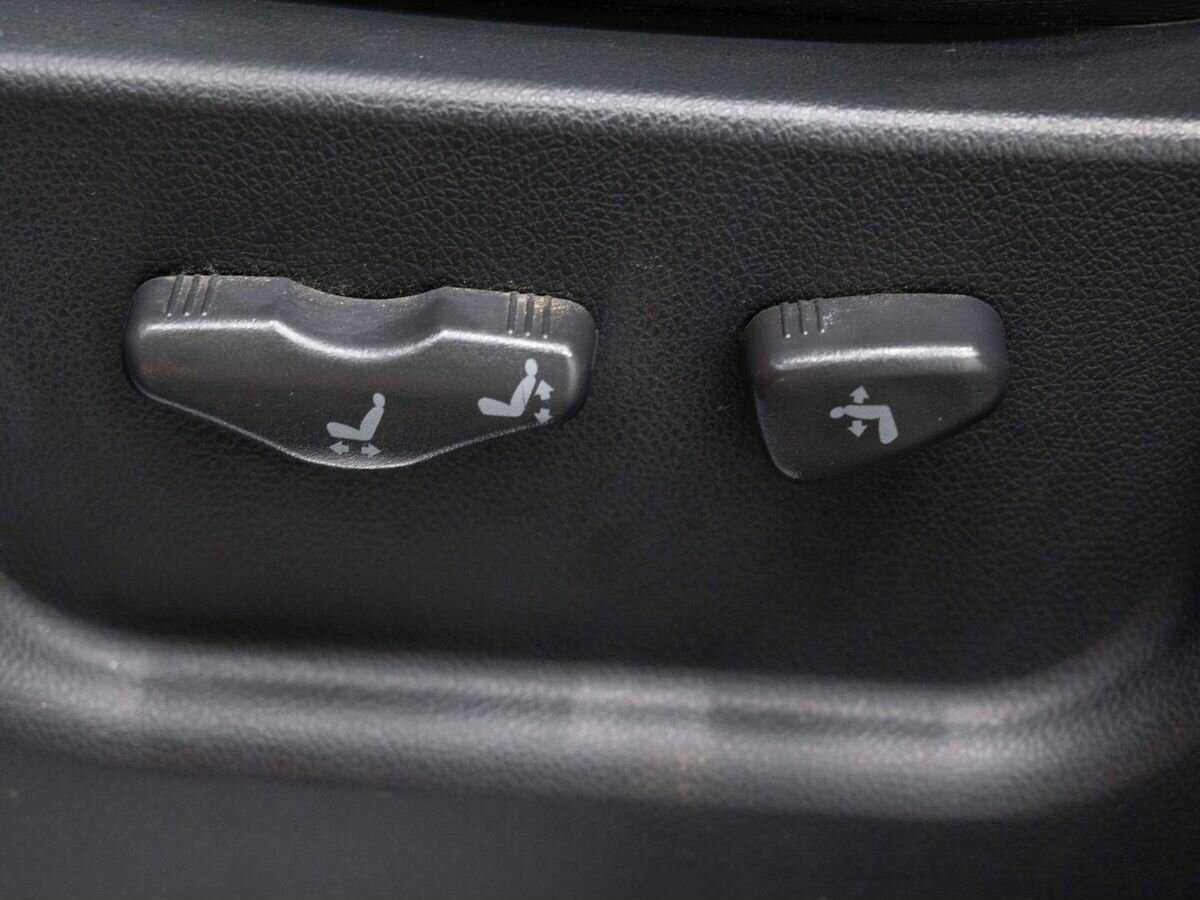 Renault Koleos с пробегом — 2008 год. Фото: #17