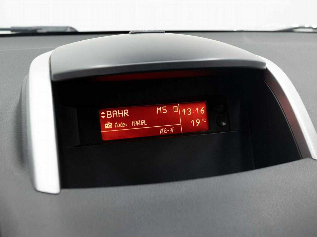 Renault Koleos с пробегом — 2008 год. Фото: #19