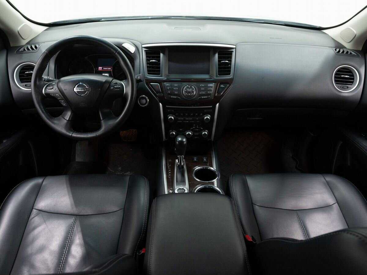 Nissan Pathfinder с пробегом — 2014 год. Фото: #16