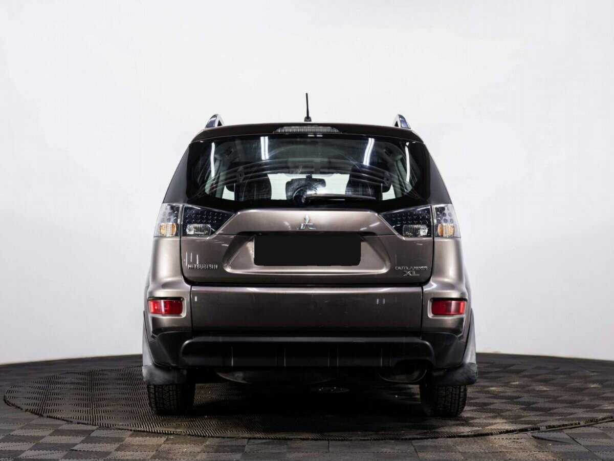 Mitsubishi Outlander с пробегом — 2011 год. Фото: #4