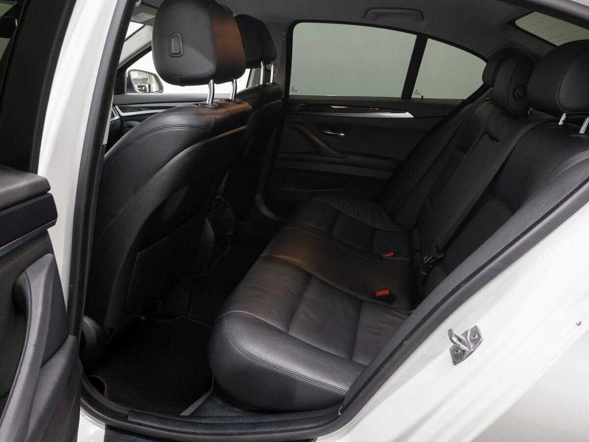 BMW 5 серии с пробегом — 2013 год. Фото: #10