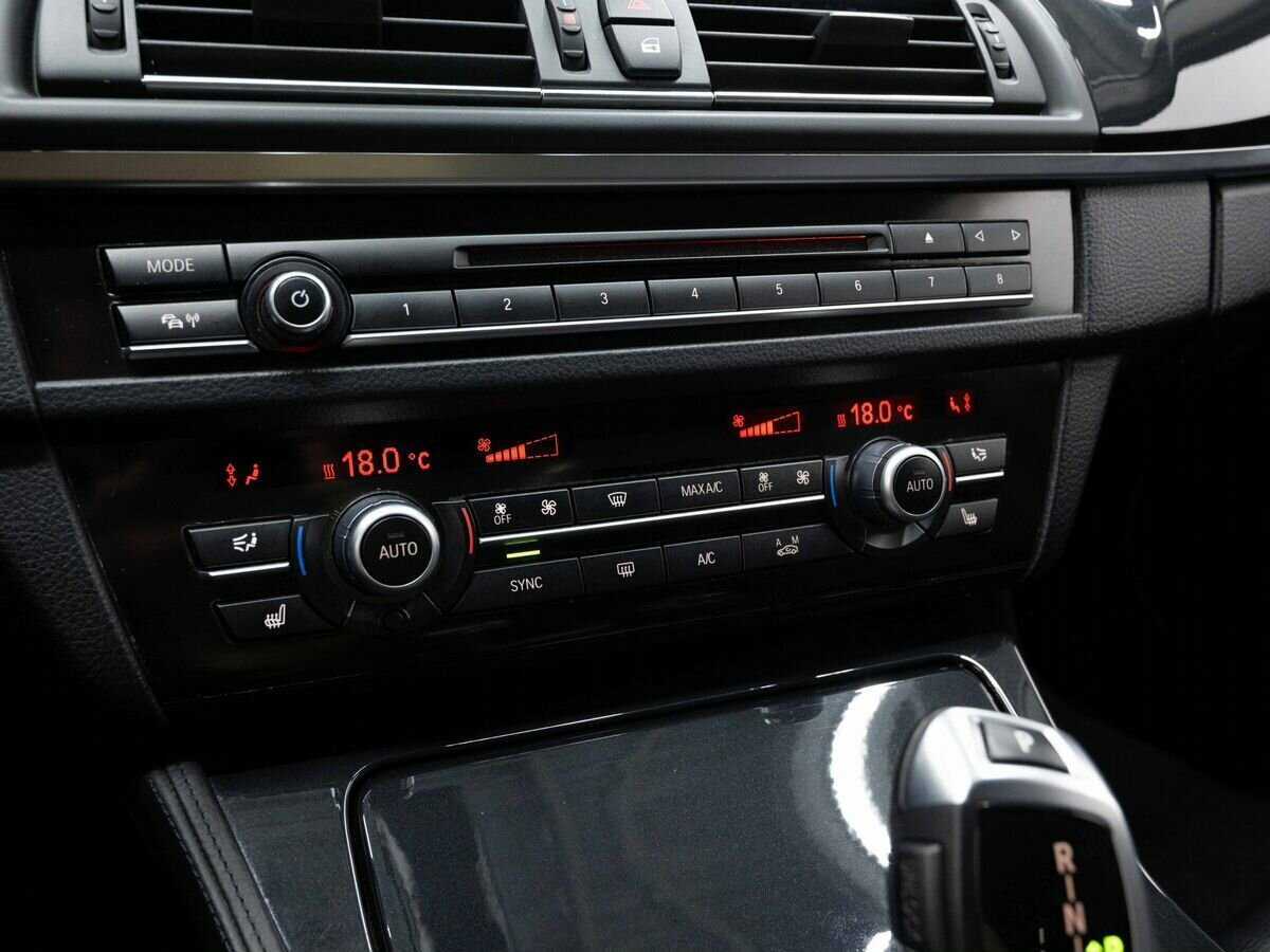 BMW 5 серии с пробегом — 2013 год. Фото: #24