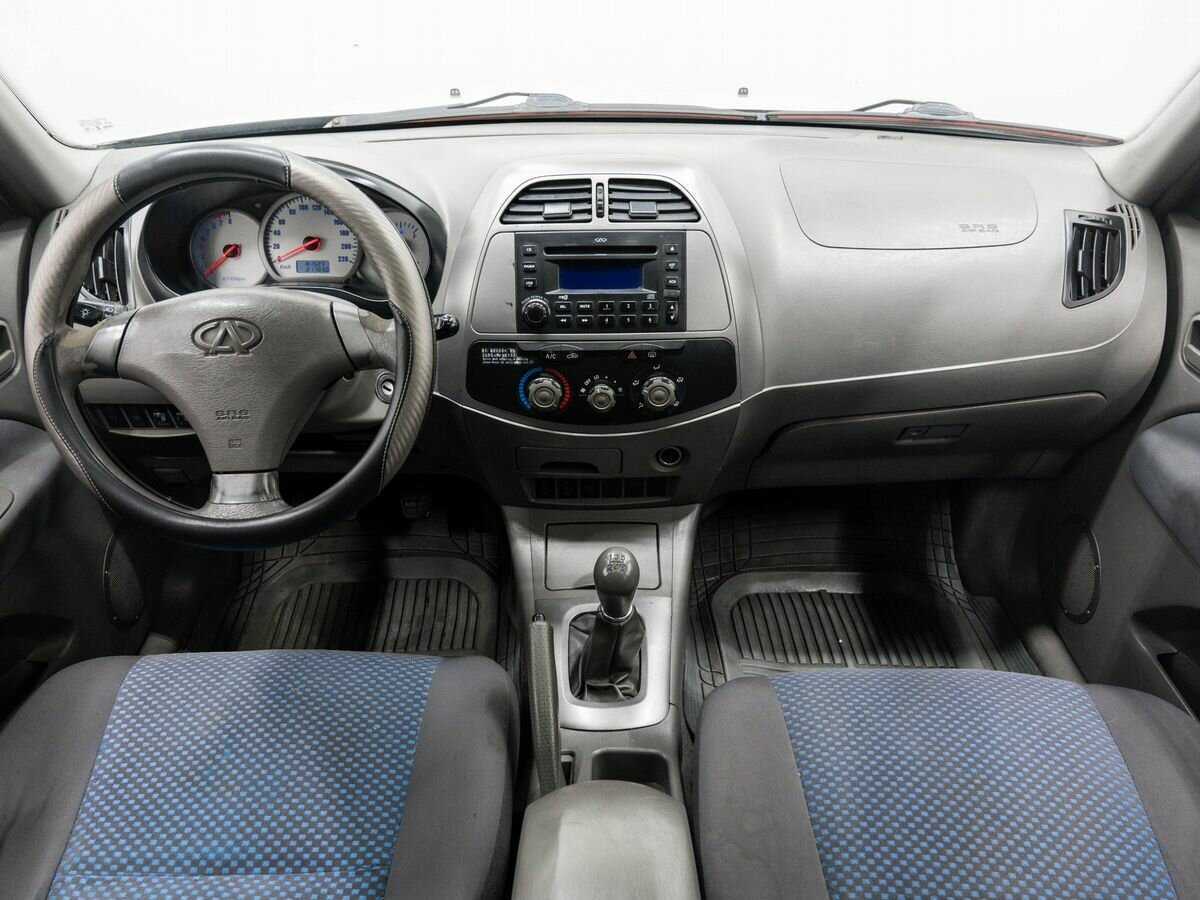 Chery Tiggo (T11) с пробегом — 2011 год. Фото: #9