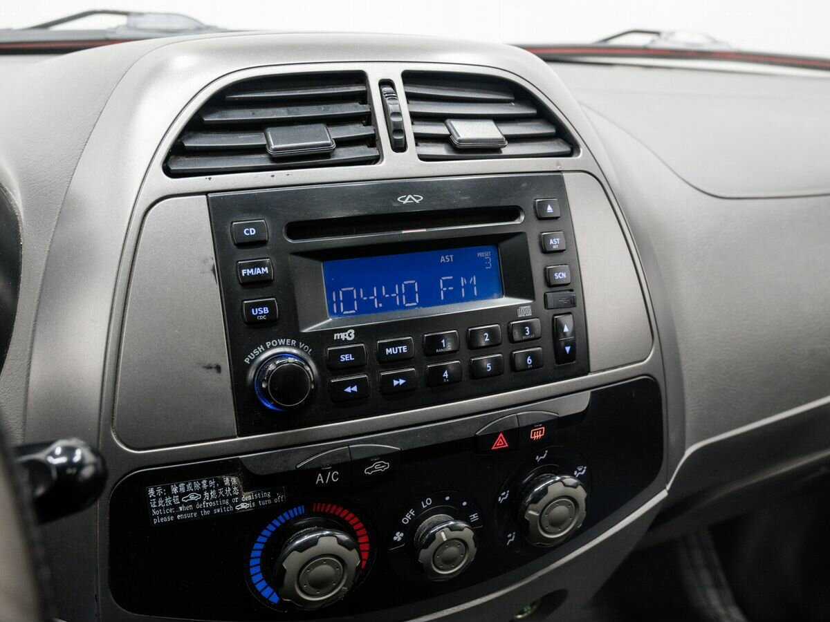 Chery Tiggo (T11) с пробегом — 2011 год. Фото: #19