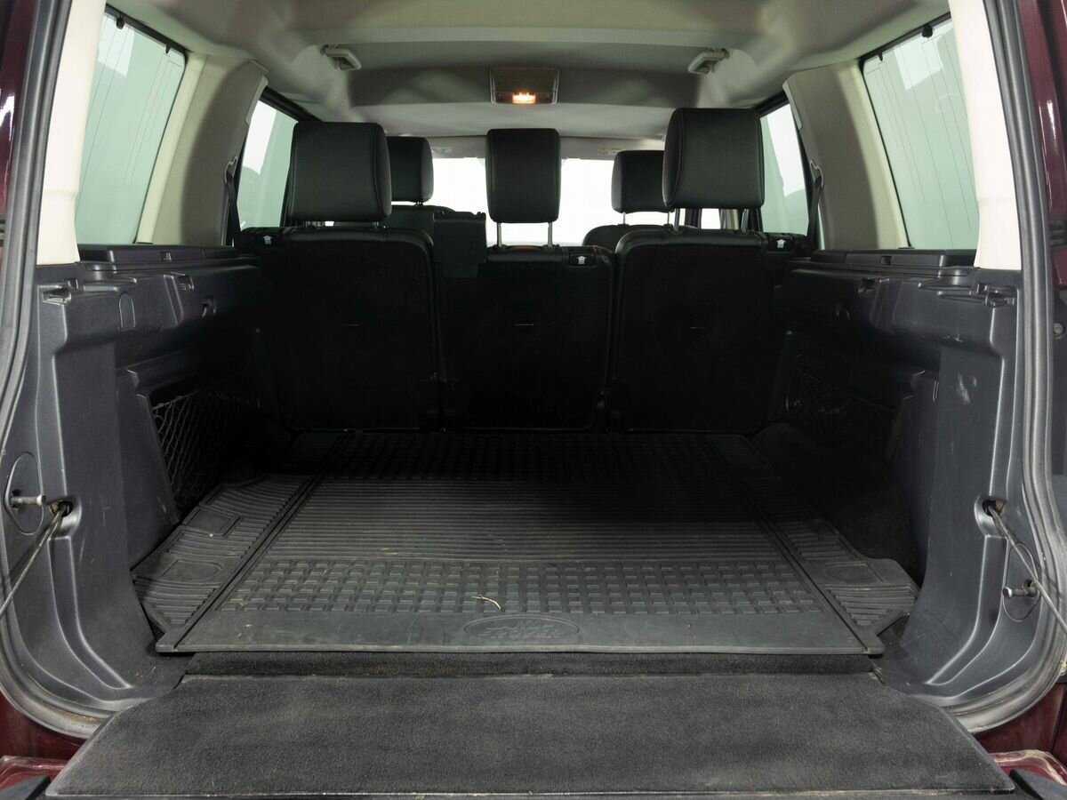 Land Rover Discovery с пробегом — 2014 год. Фото: #27