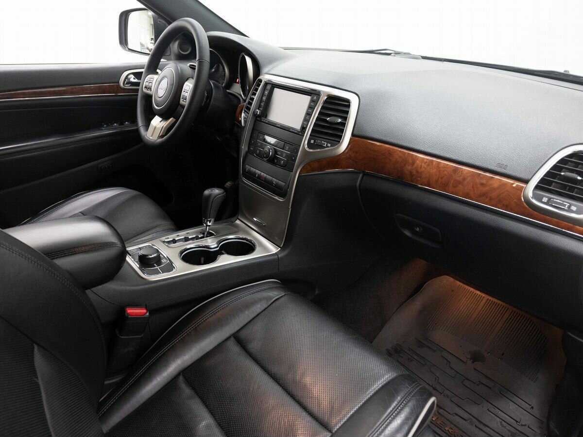 Jeep Grand Cherokee с пробегом — 2010 год. Фото: #12