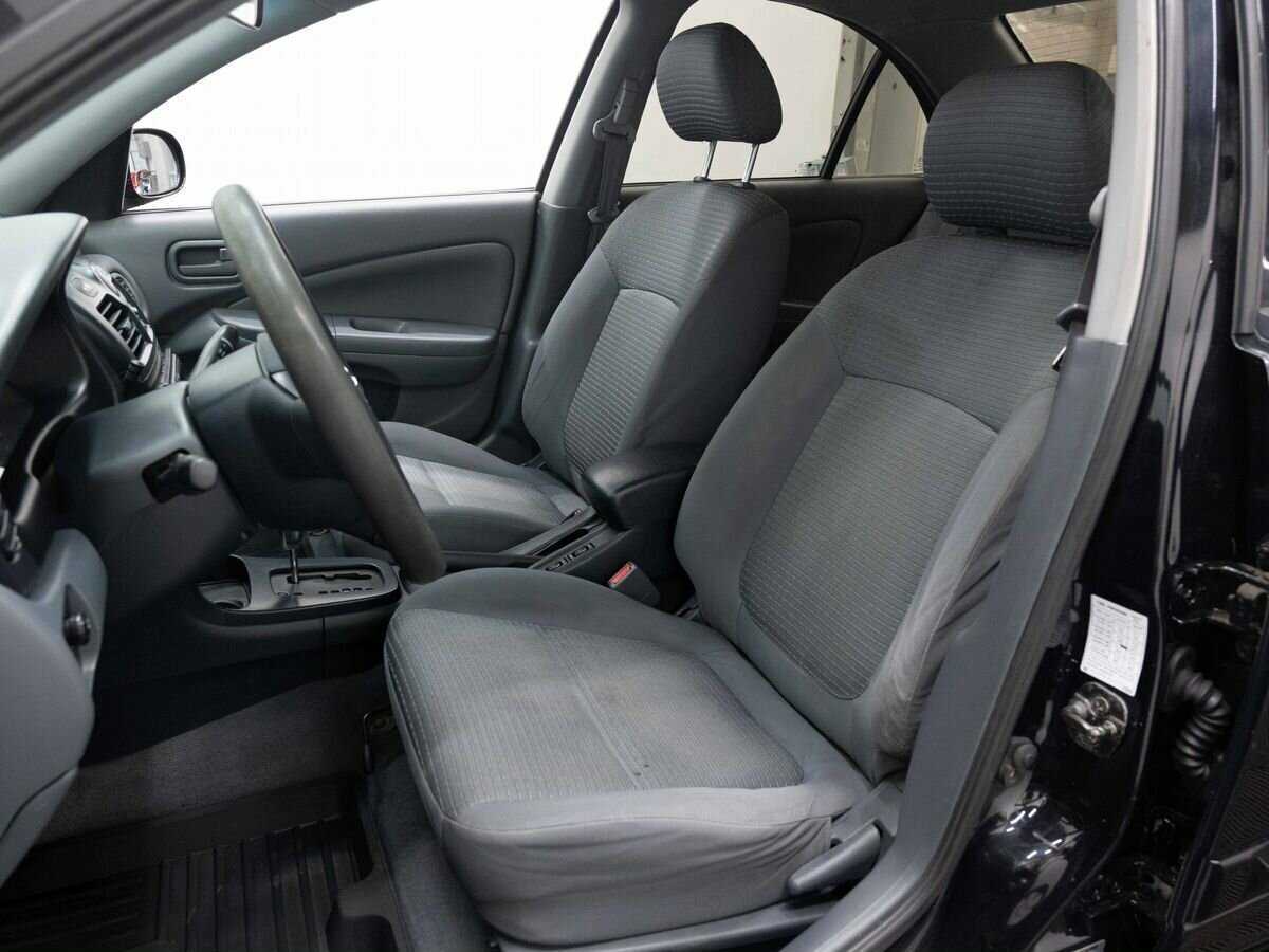 Nissan Almera Classic с пробегом — 2006 год. Фото: #7