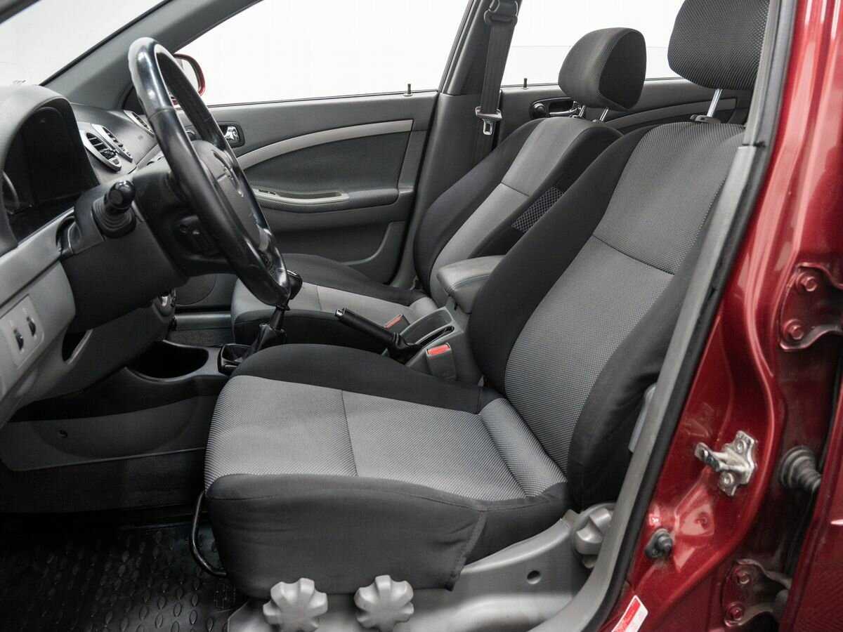 Chevrolet Lacetti с пробегом — 2008 год. Фото: #12