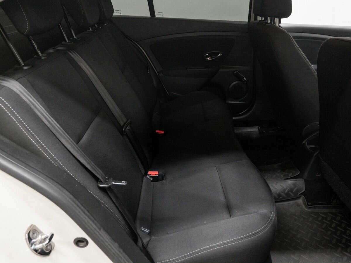 Renault Fluence с пробегом — 2013 год. Фото: #6