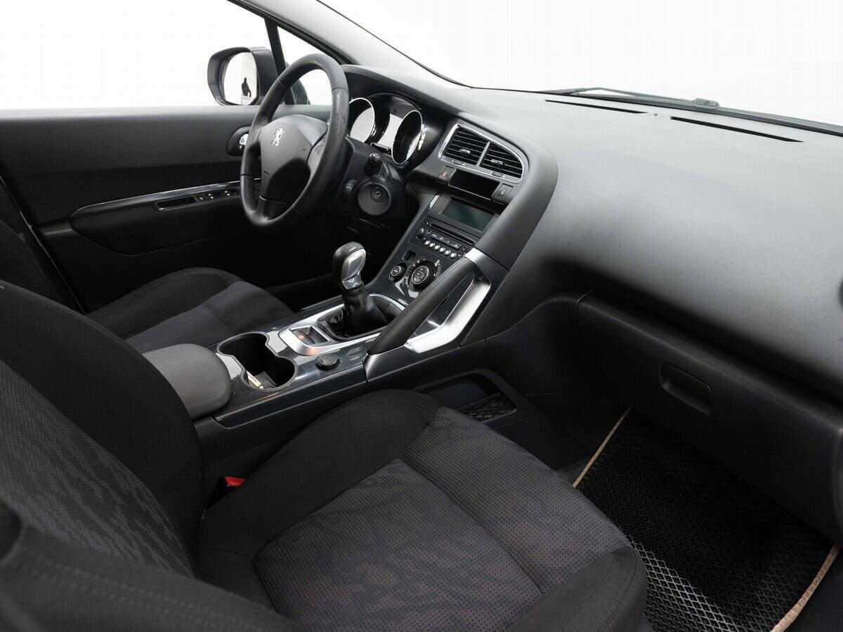 Peugeot 3008 с пробегом — 2010 год. Фото: #11