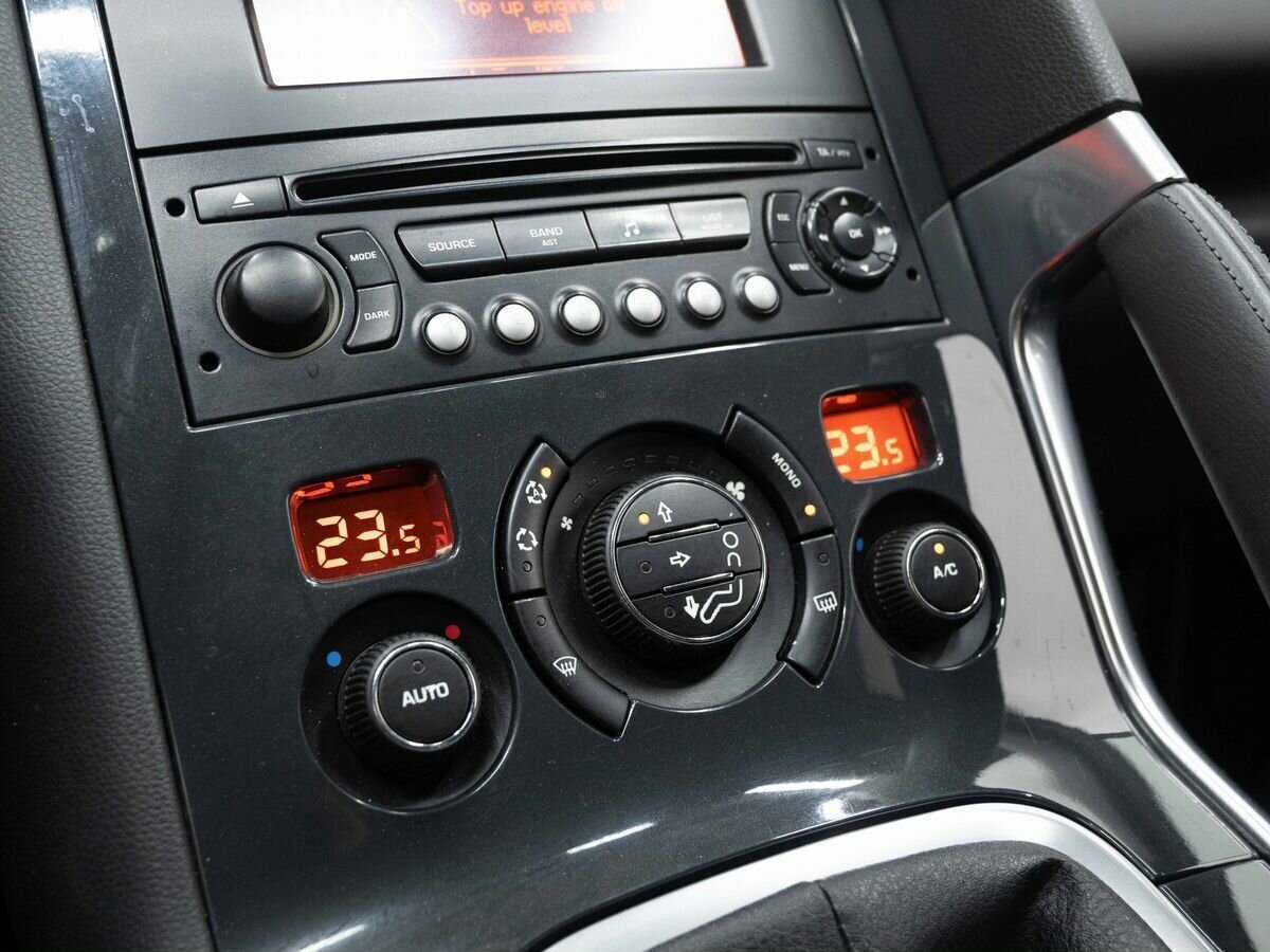 Peugeot 3008 с пробегом — 2010 год. Фото: #18