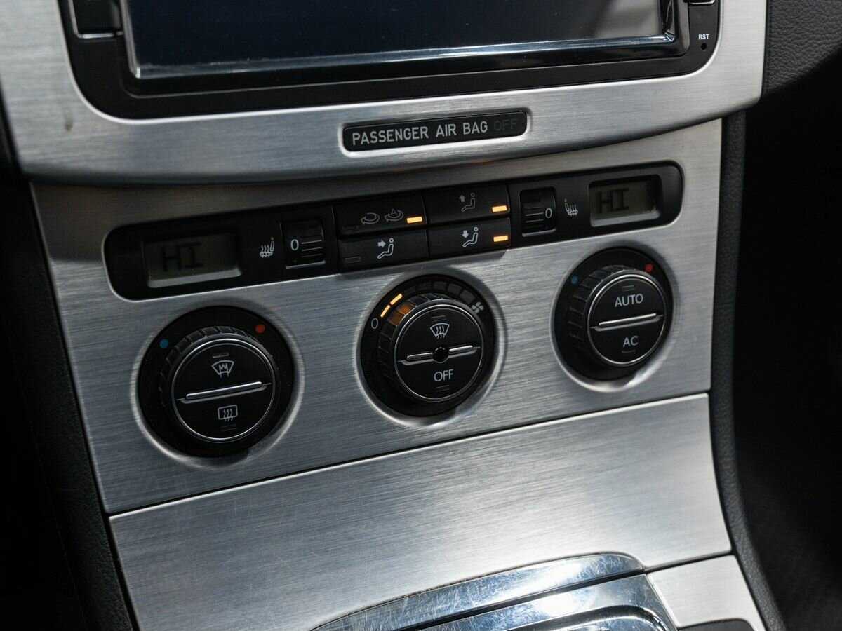 Volkswagen Passat с пробегом — 2007 год. Фото: #16