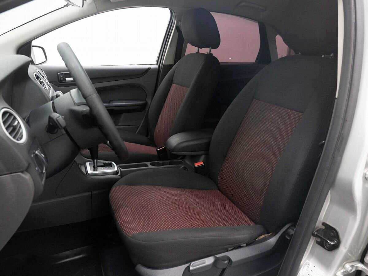 Ford Focus с пробегом — 2006 год. Фото: #8