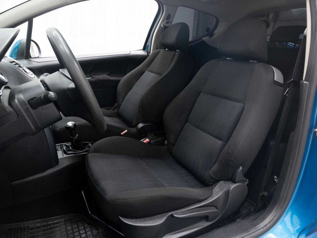 Peugeot 207 с пробегом — 2008 год. Фото: #7