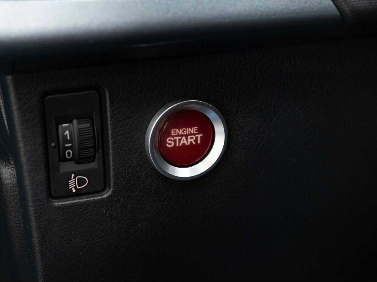 Peugeot 207 с пробегом — 2008 год. Фото: #15