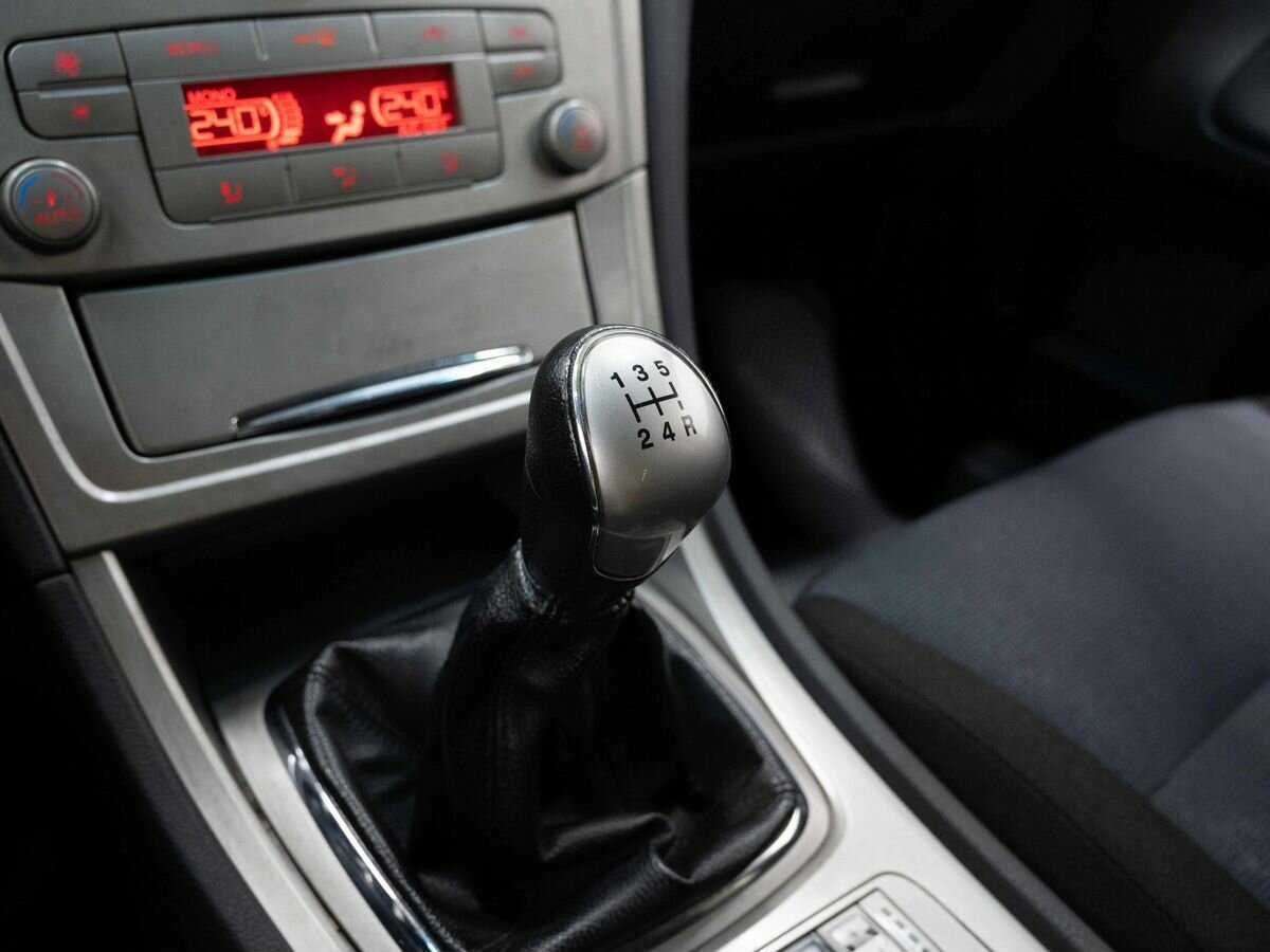 Ford Mondeo с пробегом — 2008 год. Фото: #13