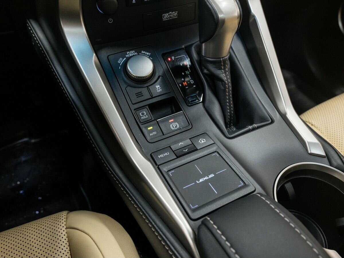 Lexus NX с пробегом — 2015 год. Фото: #21