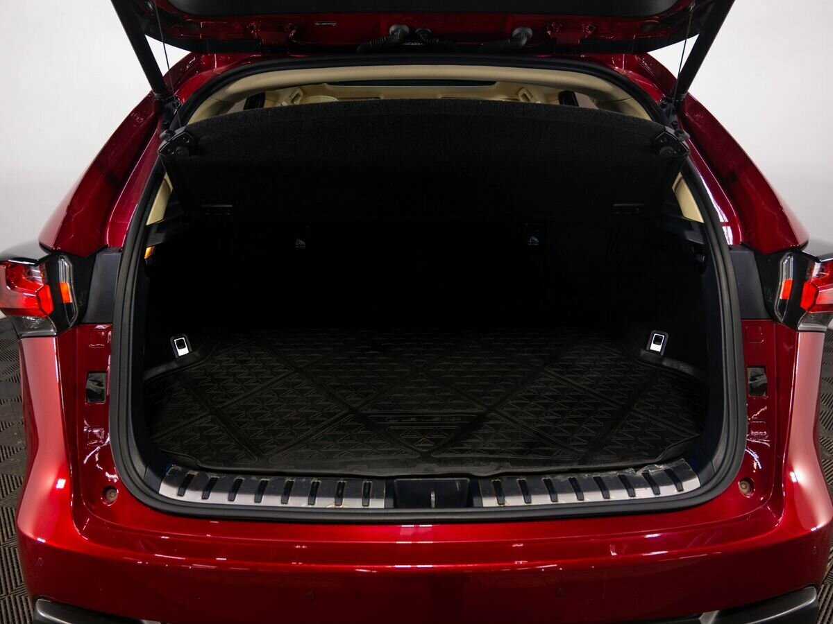 Lexus NX с пробегом — 2015 год. Фото: #27