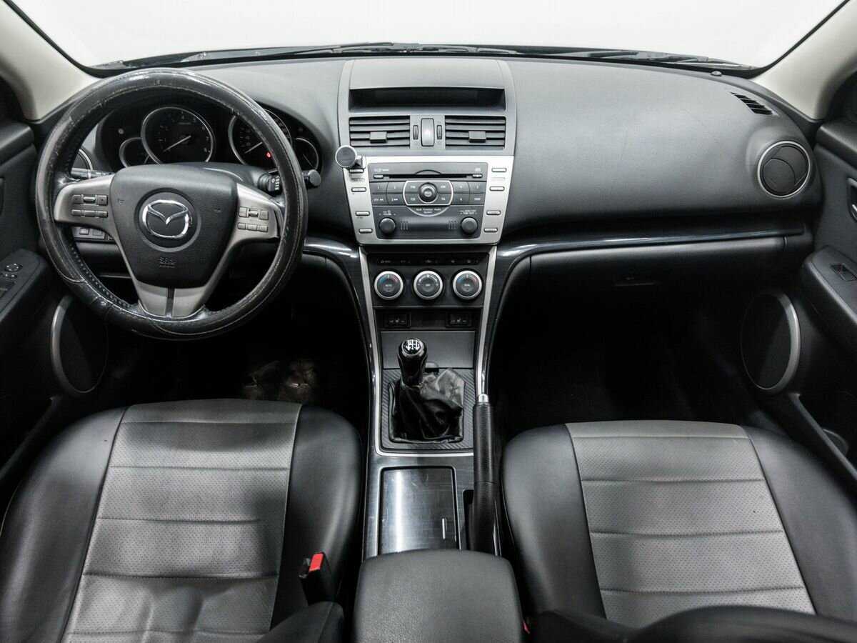 Mazda 6 с пробегом — 2007 год. Фото: #10