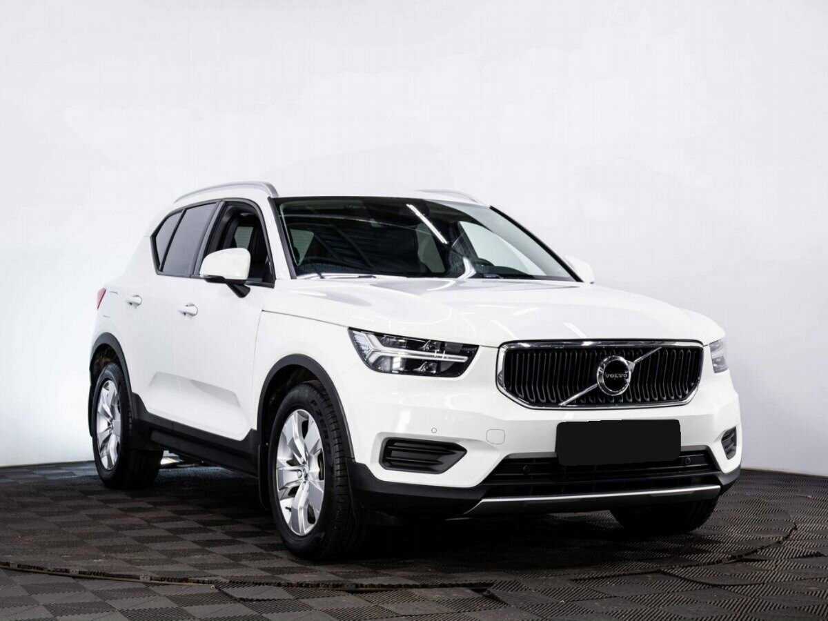 Volvo XC40 с пробегом — 2018 год. Фото: #2