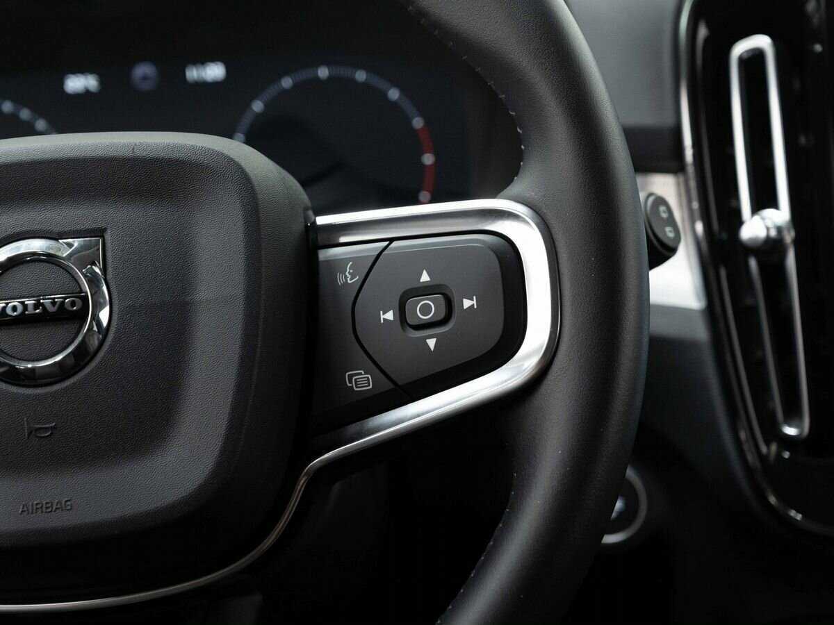 Volvo XC40 с пробегом — 2018 год. Фото: #17
