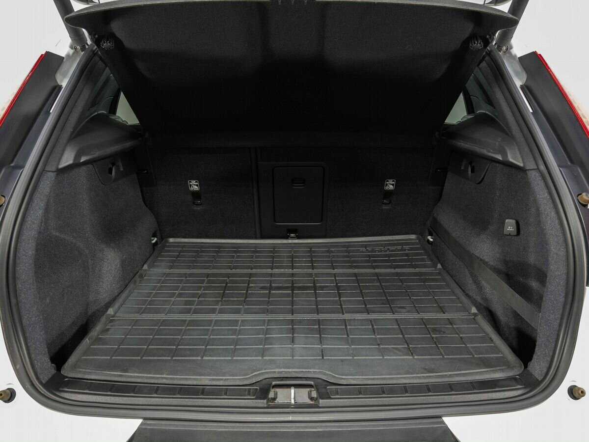 Volvo XC40 с пробегом — 2018 год. Фото: #27