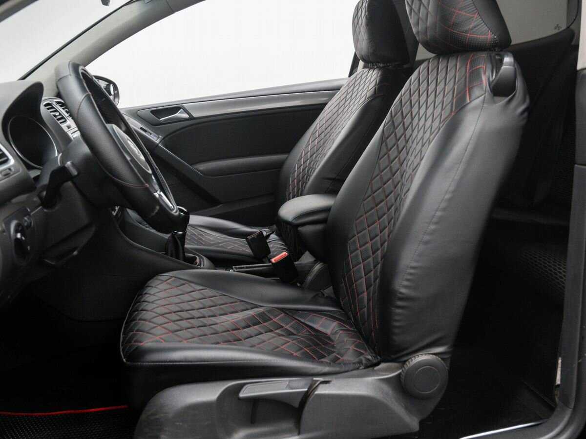 Volkswagen Golf с пробегом — 2009 год. Фото: #13