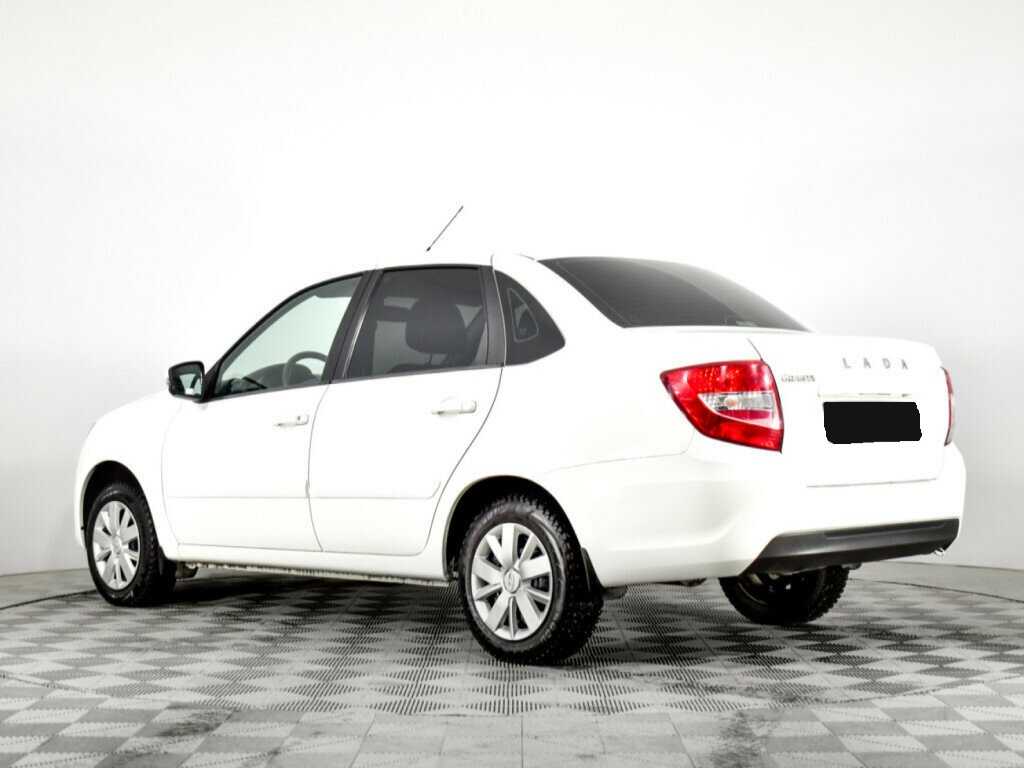 Lada (ВАЗ) Granta с пробегом — 2020 год. Фото: #6