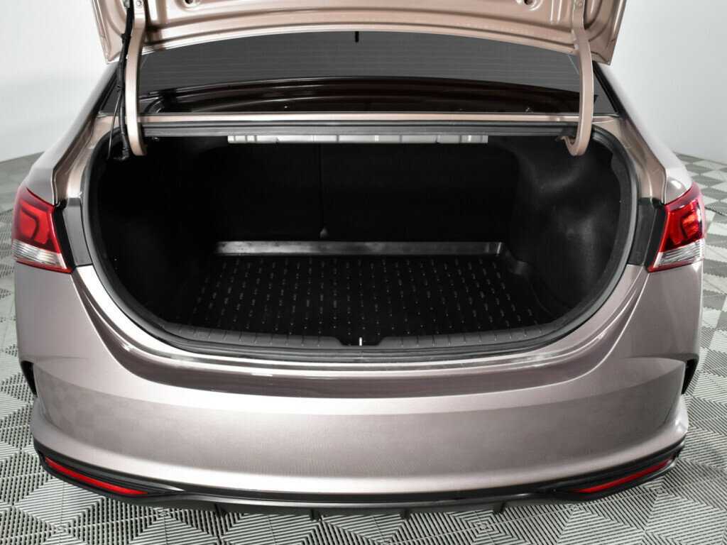 Hyundai Solaris с пробегом — 2020 год. Фото: #14