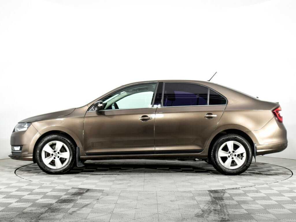 Skoda Rapid с пробегом — 2017 год. Фото: #7