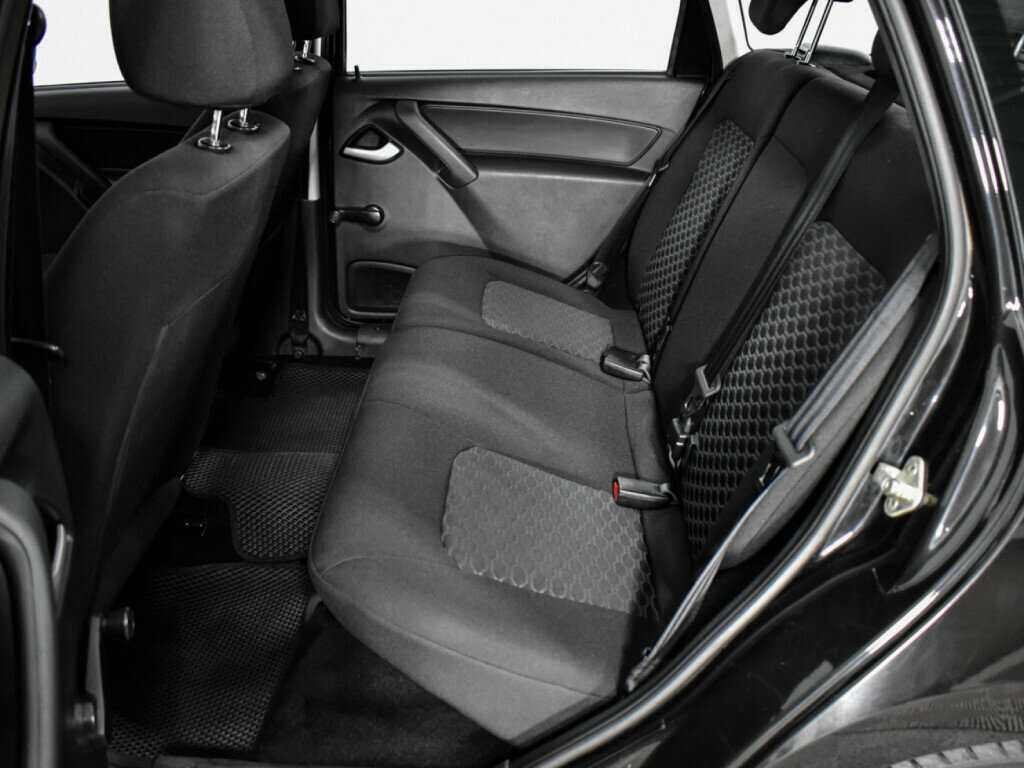 Lada (ВАЗ) Granta с пробегом — 2019 год. Фото: #7