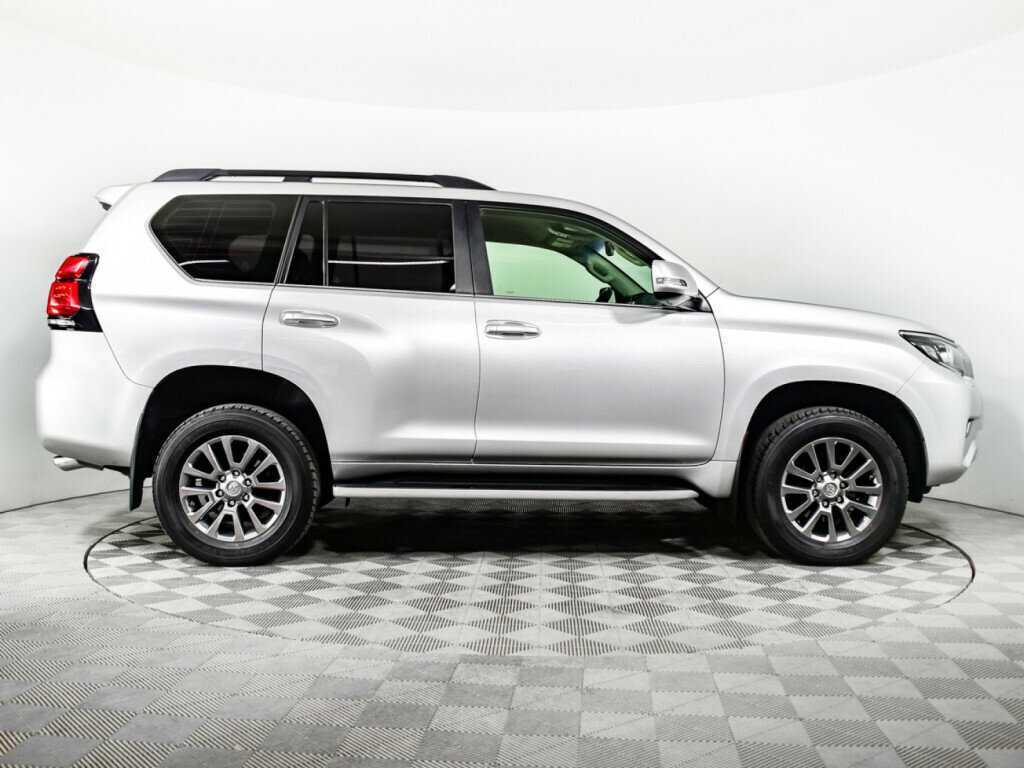 Toyota Land Cruiser Prado с пробегом — 2018 год. Фото: #1
