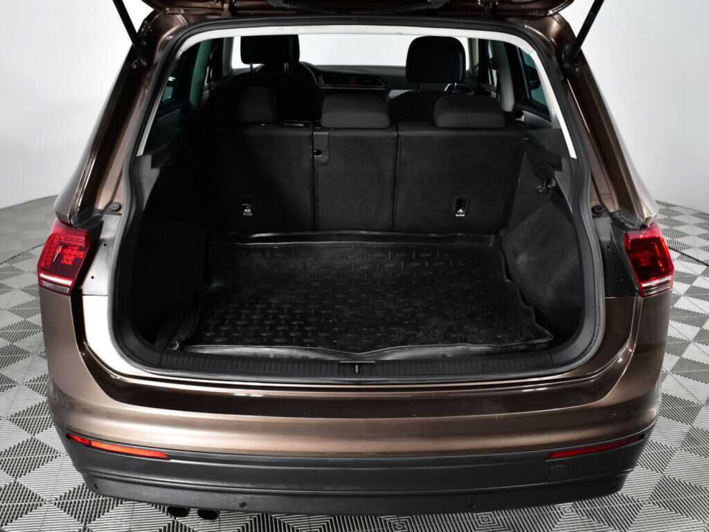 Volkswagen Tiguan с пробегом — 2017 год. Фото: #11