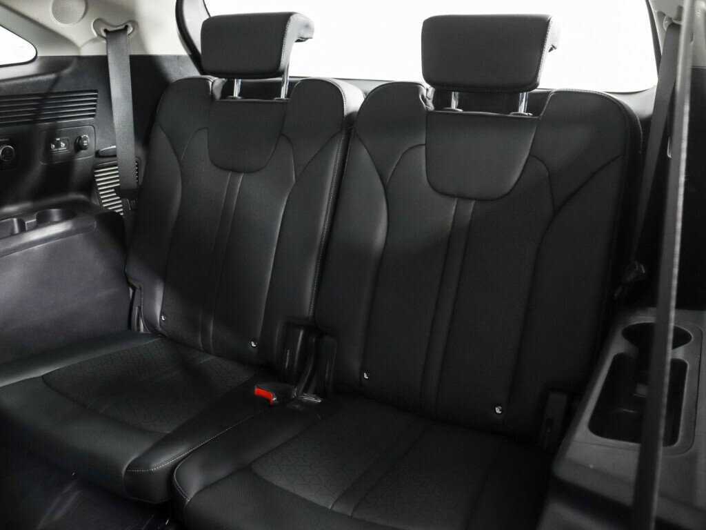 Kia Sorento с пробегом — 2021 год. Фото: #13