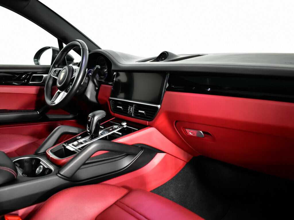 Porsche Cayenne с пробегом — 2021 год. Фото: #8