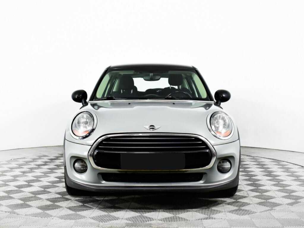 Mini Hatch с пробегом — 2018 год. Фото: #1
