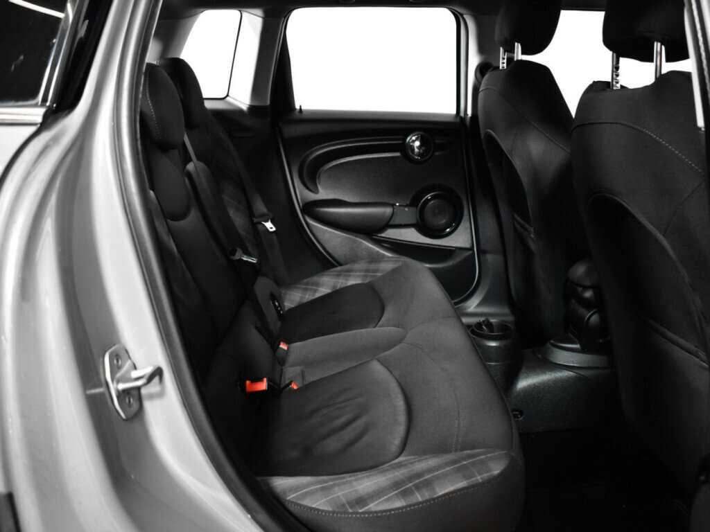 Mini Hatch с пробегом — 2018 год. Фото: #9