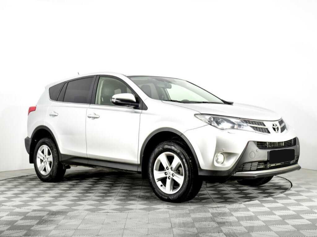 Toyota RAV4 с пробегом — 2013 год. Фото: #2