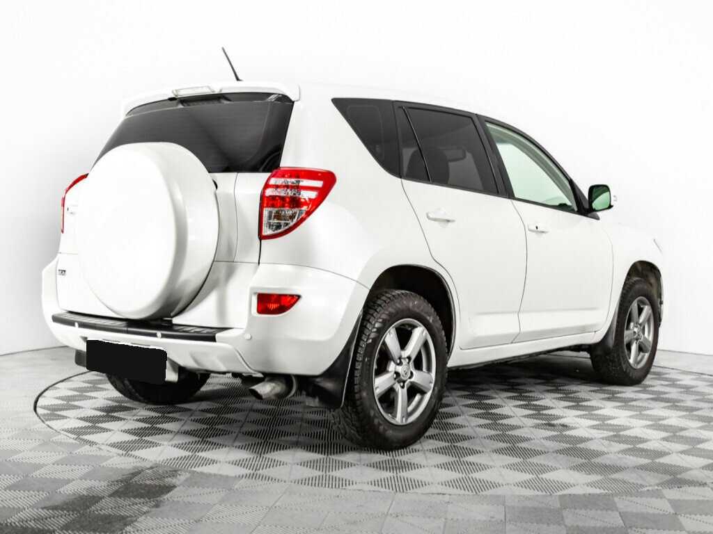 Toyota RAV4 с пробегом — 2010 год. Фото: #4