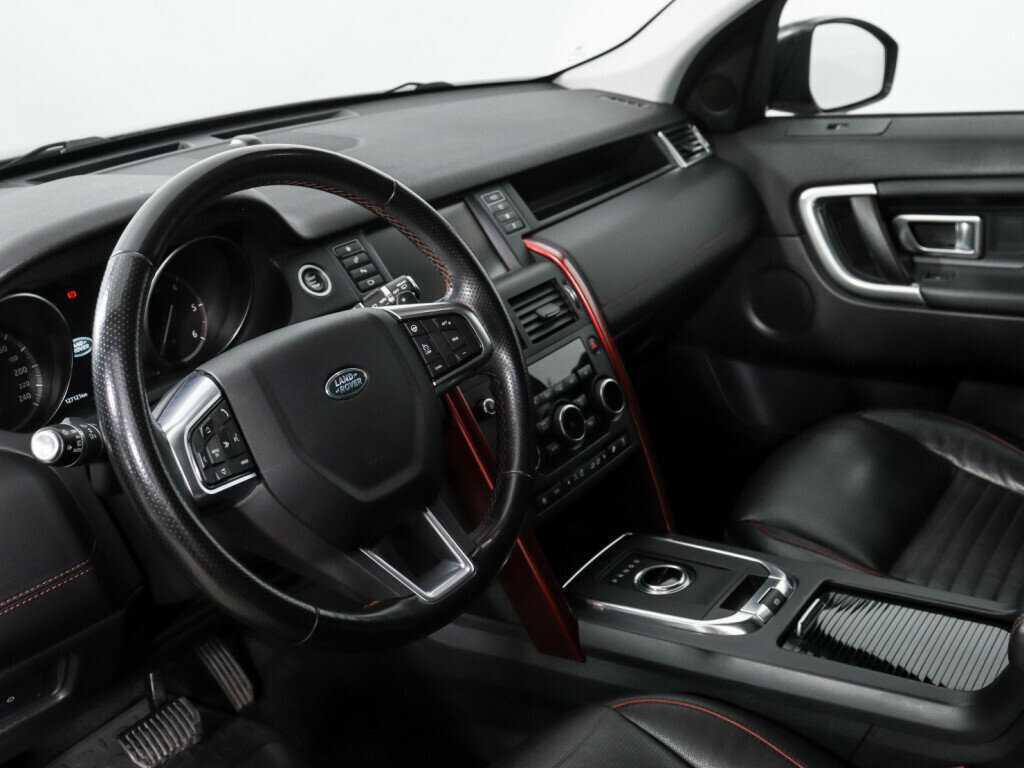 Land Rover Discovery Sport с пробегом — 2018 год. Фото: #8
